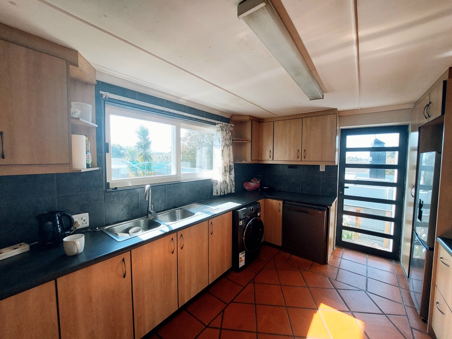 3 Bedroom Property for Sale in Denneoord Western Cape